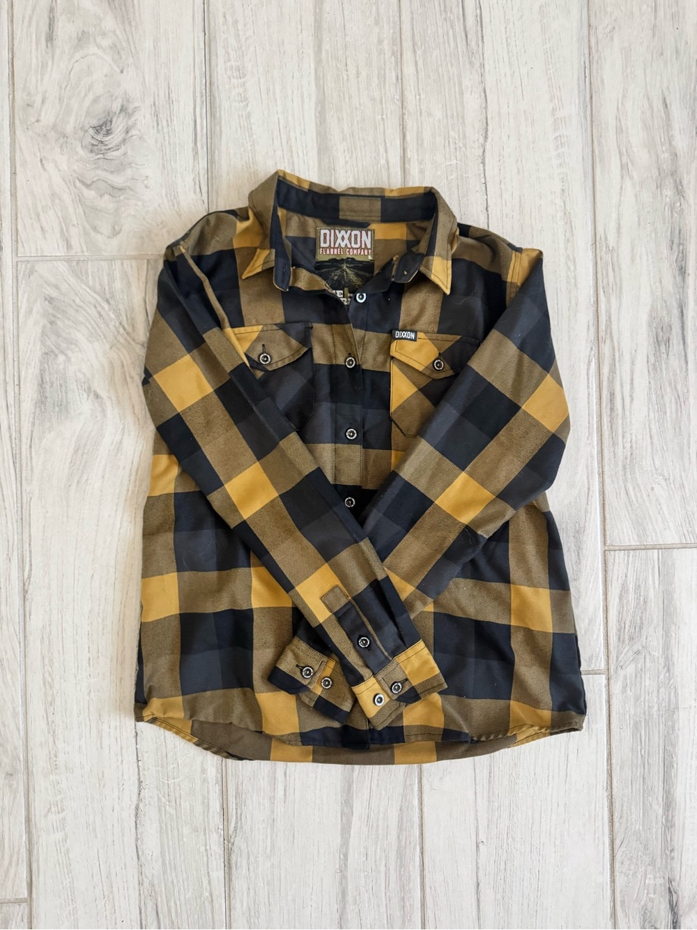 Dixxon The Journey flannel Black & Mustard Plaid Flannel Shirt women’s Large